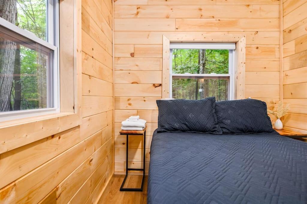 Arbutus Lake 3 Bedroom Cottage Traverse Stadt Exterior foto