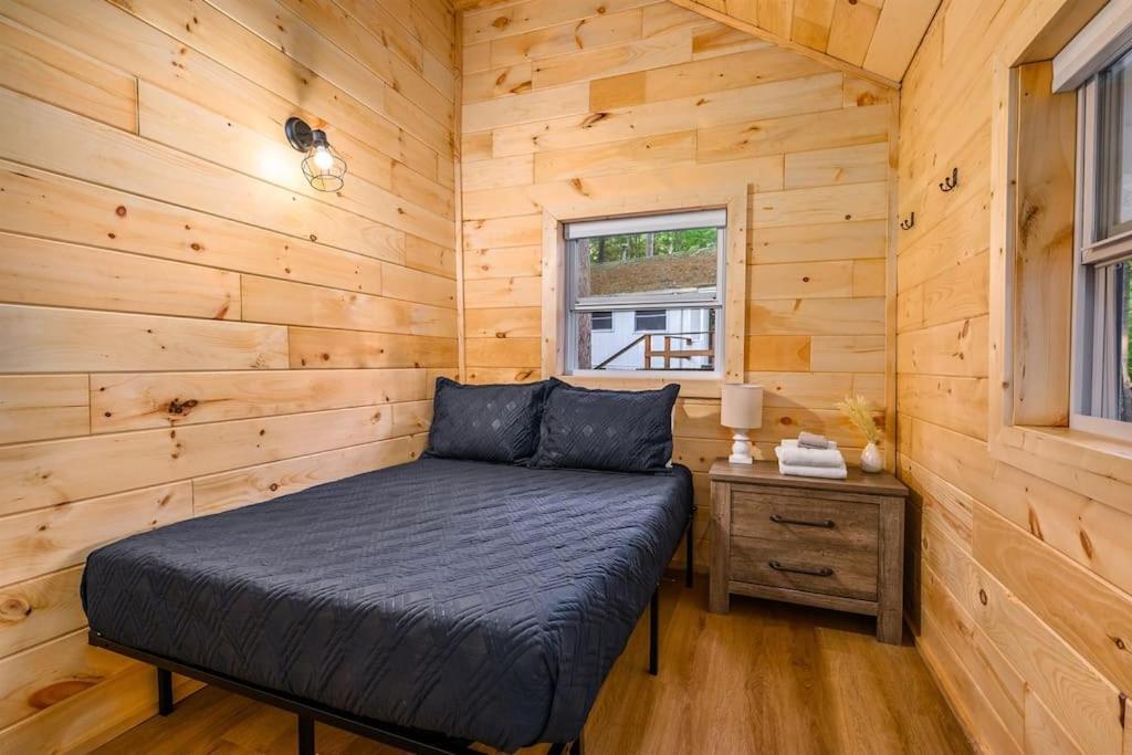 Arbutus Lake 3 Bedroom Cottage Traverse Stadt Exterior foto