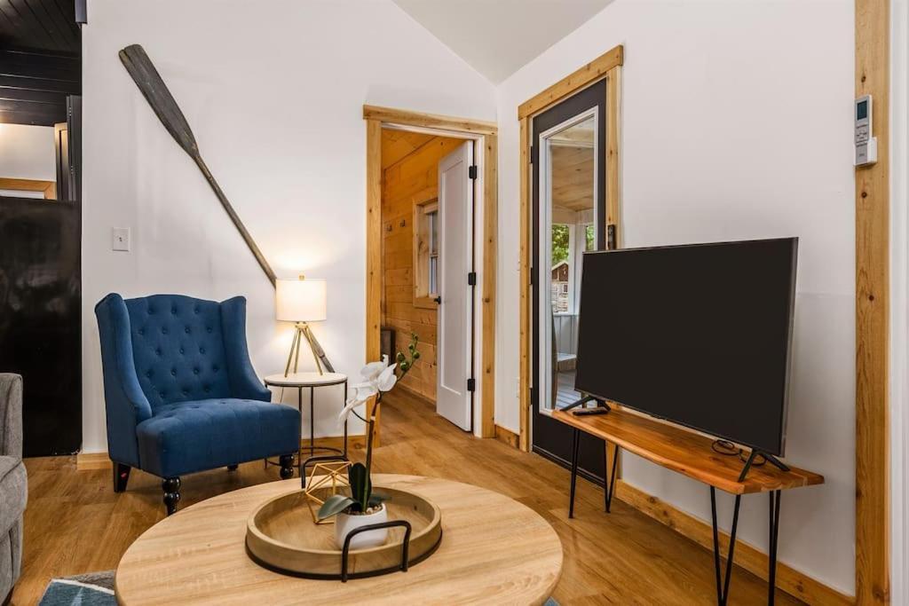 Arbutus Lake 3 Bedroom Cottage Traverse Stadt Exterior foto